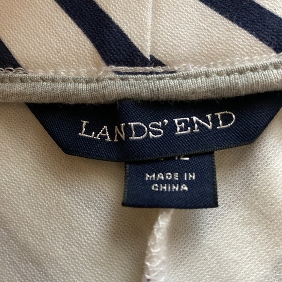Lands’ End stretchy blue and white chevron  stripe. Knee lengt… - Picture 3 of 7